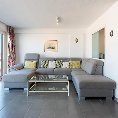 In Belgium With Stunning Sea View Apartment *